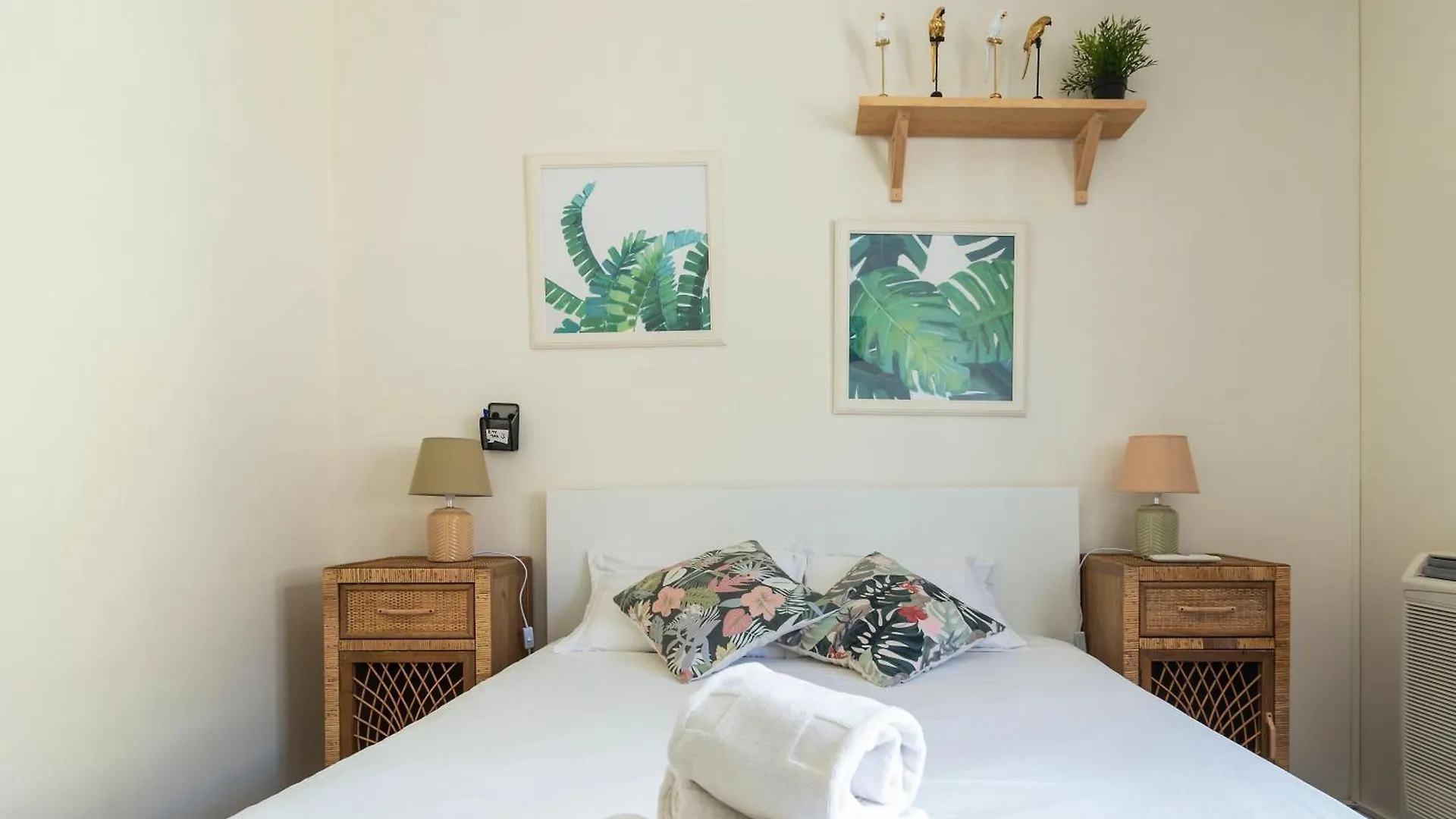 Nesha Lucky Nr. 23 Hotel Lisbon 3*,